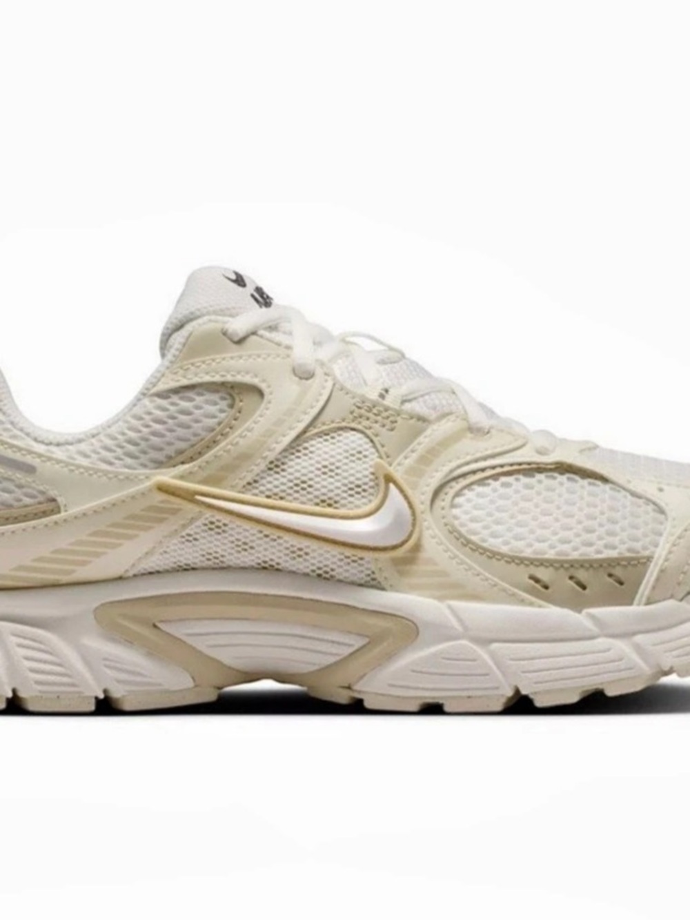 Nike Initiator Sneakers in White & Cream Like New